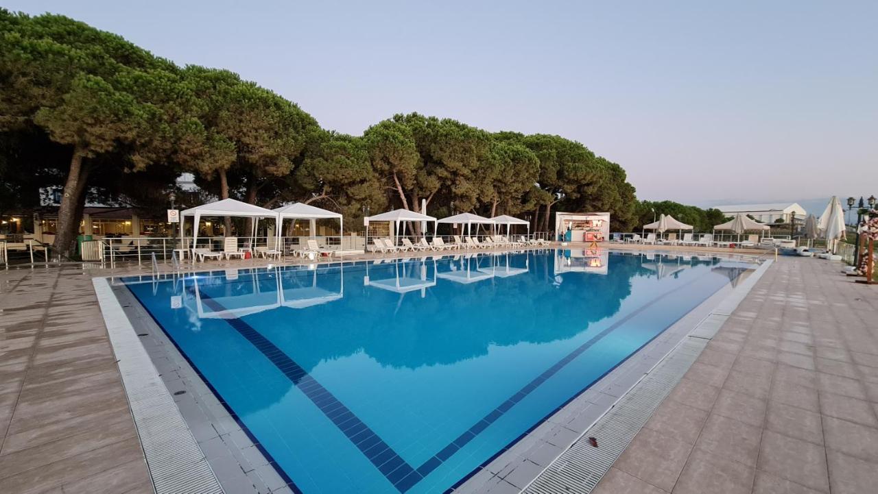 Sporkoey Hotel & Beach Club Darıca Esterno foto