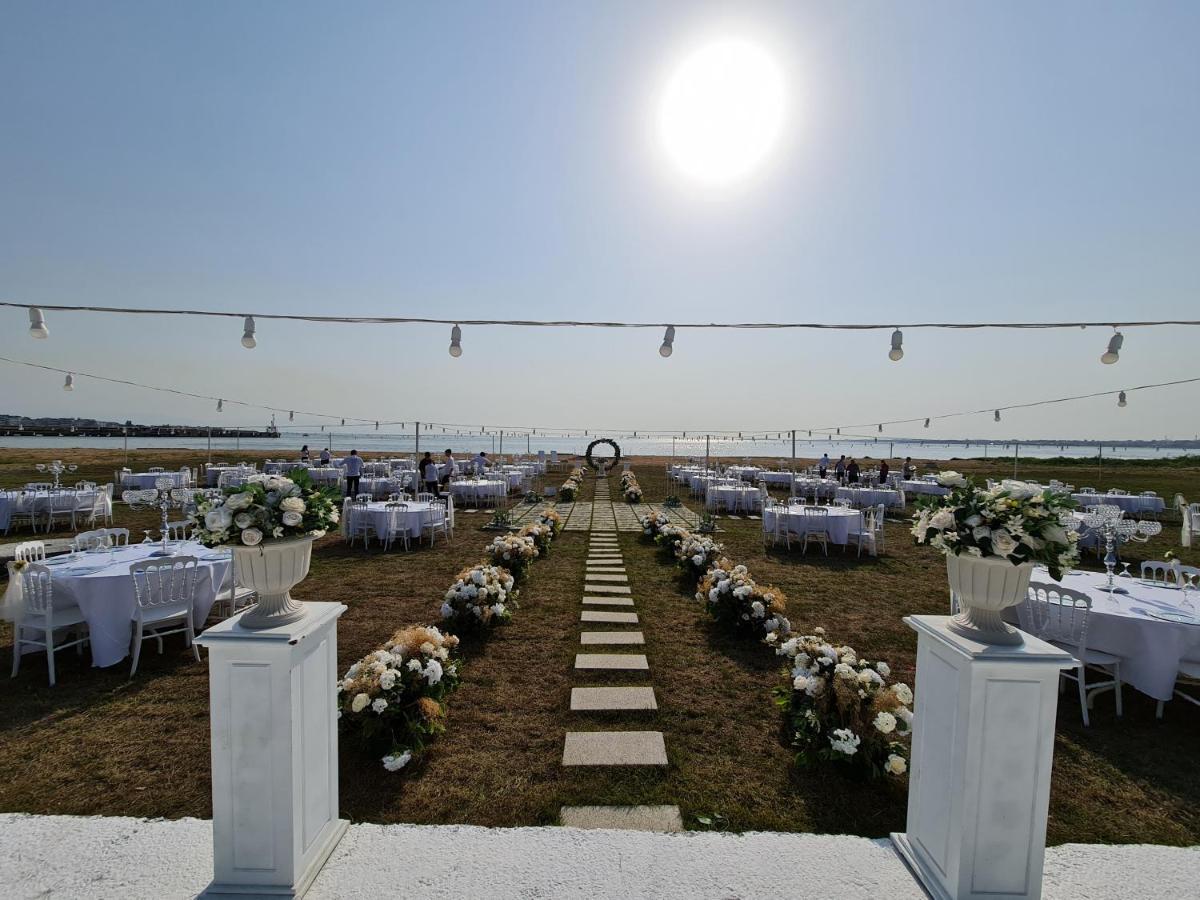Sporkoey Hotel & Beach Club Darıca Esterno foto