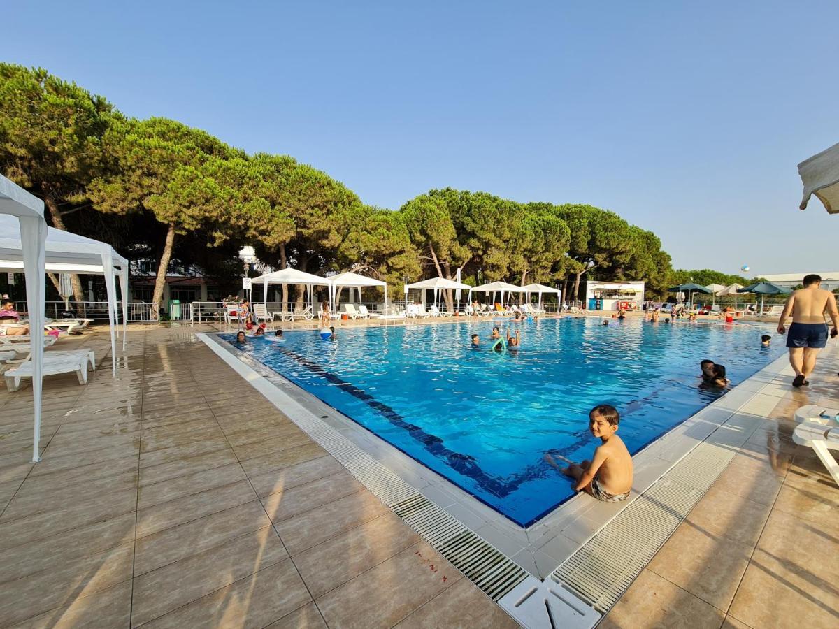 Sporkoey Hotel & Beach Club Darıca Esterno foto